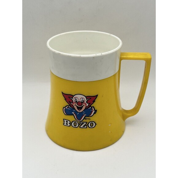 Vintage 1971 Bozo the Clown Mug Cup Quikut Plastic Yellow  Retro Collectible - Picture 6 of 6
